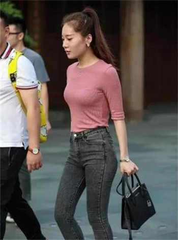 一个小球球