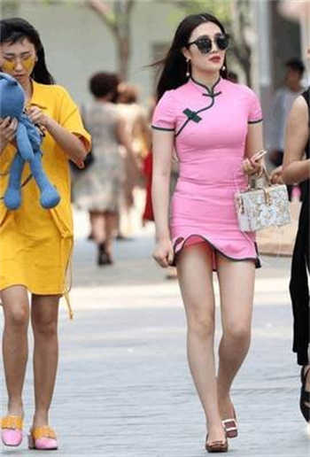 秋霞在戗八妻子免费