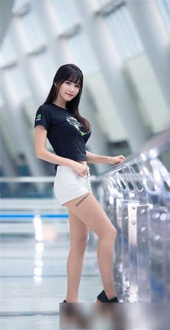 阿富汗女子被400名男子