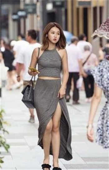 没穿内库的瑜伽师