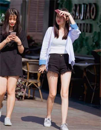 千金逃婚代婚记