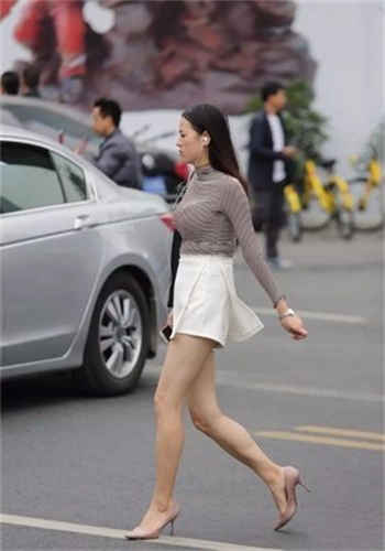 人形机器人萧悦儿