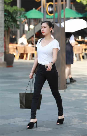 军门暖婚之封少拐妻