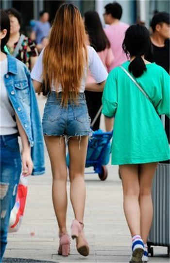 女士小便器的图片