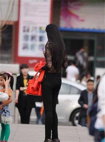 老公在外地想要了咋办