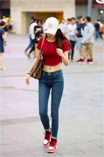 列车上的已婚夫妇