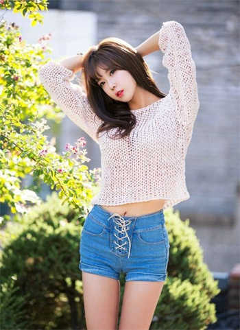 裤女员工吃掉的老板