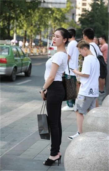 暖婚之如妻而至袁雨